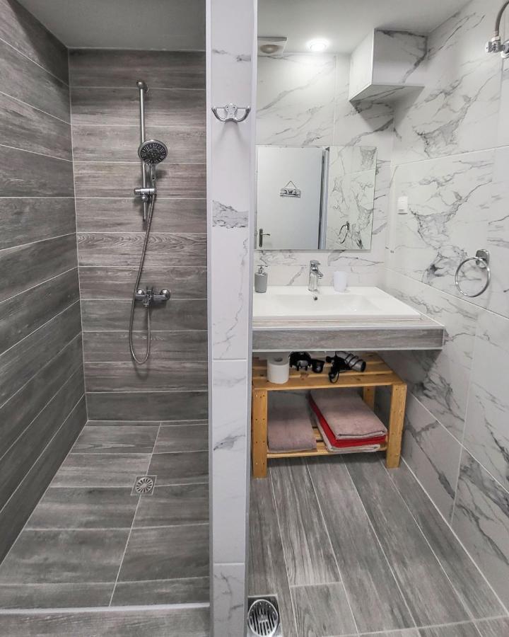Varka Apartment Makrygialos Buitenkant foto
