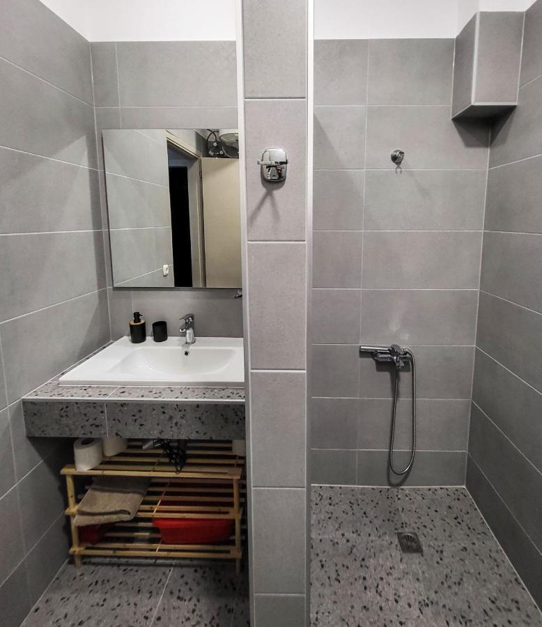 Varka Apartment Makrygialos Buitenkant foto