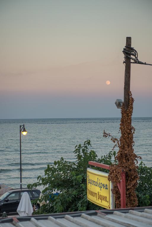 Varka Apartment Makrygialos Buitenkant foto