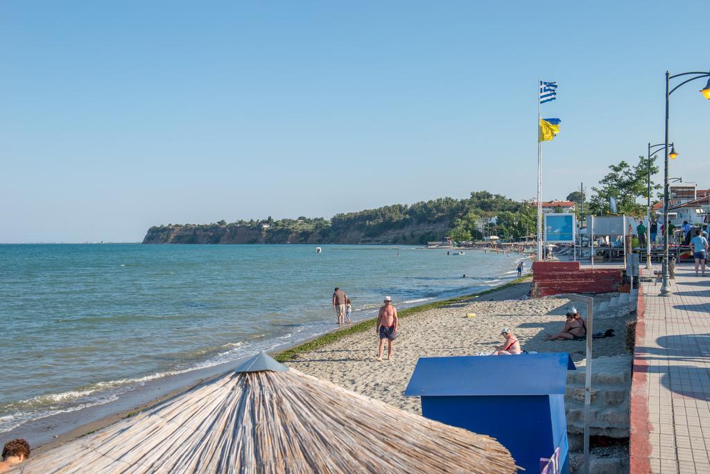 Varka Apartment Makrygialos Buitenkant foto